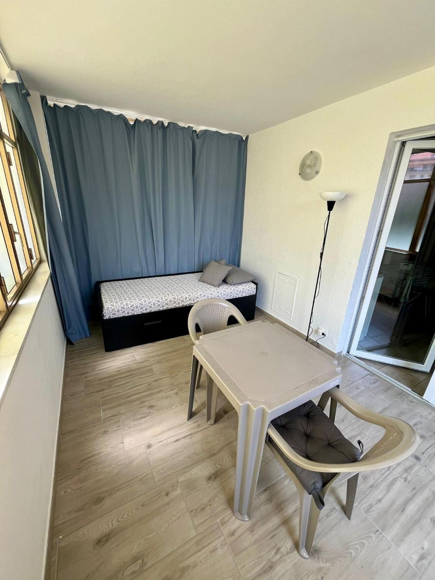Il Gattino Di Porto - Apt 3 - Monolocale Veranda Piscina Imperia Bagian luar foto